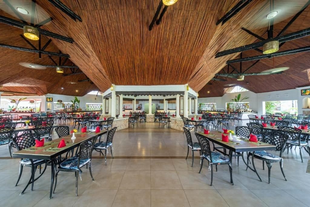 PrideInn Paradise Beach Resort & Spa view 4